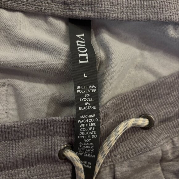 Vuori light weight women's jogger - Picture 2 of 6